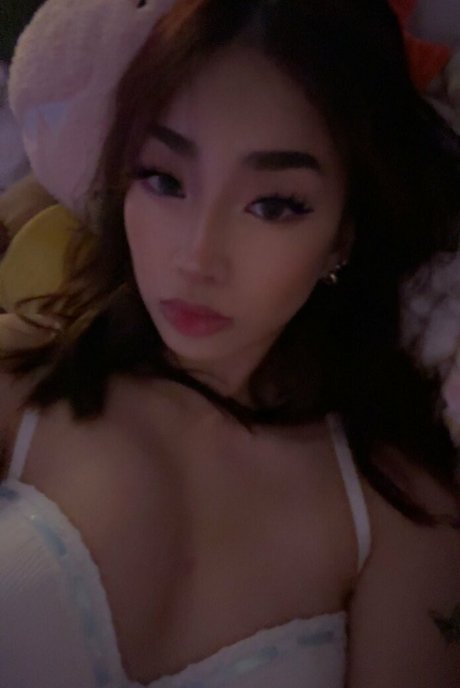 Harmonee Yang photo 30