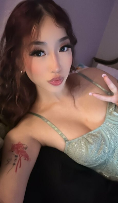 Harmonee Yang photo 34