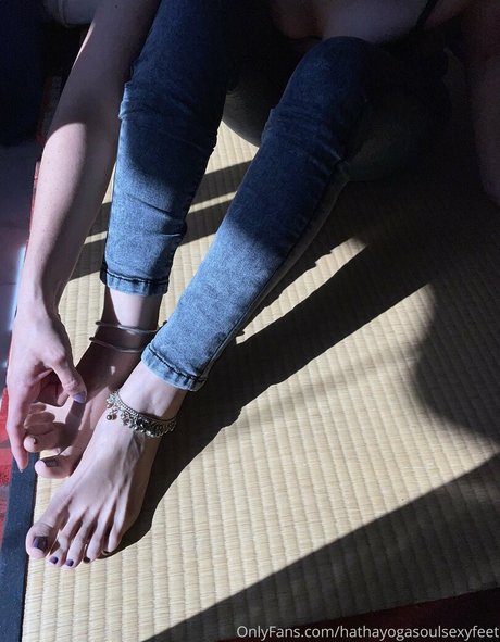 Hathayogasoulsexyfeet photo 35