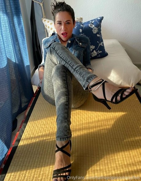 Hathayogasoulsexyfeet photo 49