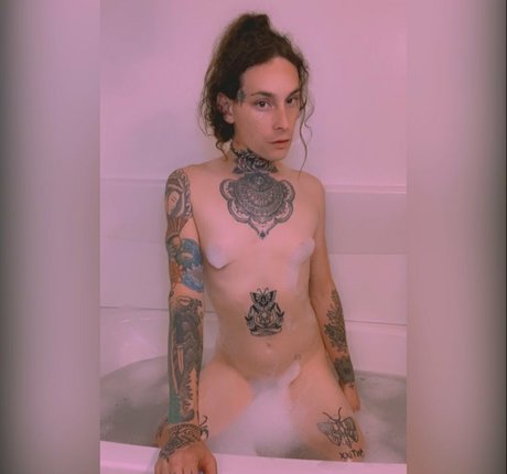 Hayley Hazel photo 1
