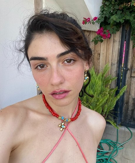 Hazar Erguclu photo 3