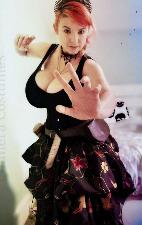 Heidi Corinne photo 1