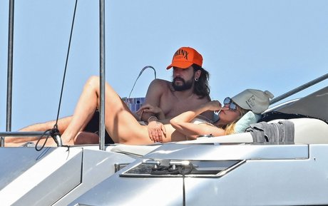 Heidi Klum photo 113