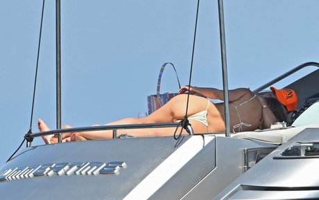 Heidi Klum photo 327