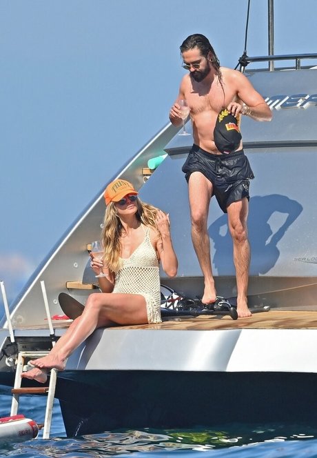 Heidi Klum photo 345