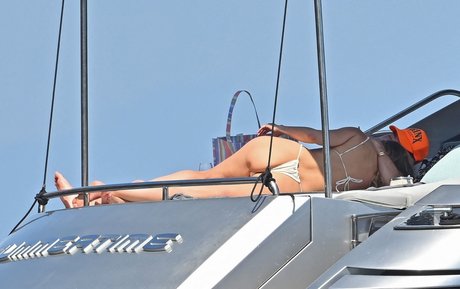 Heidi Klum photo 352