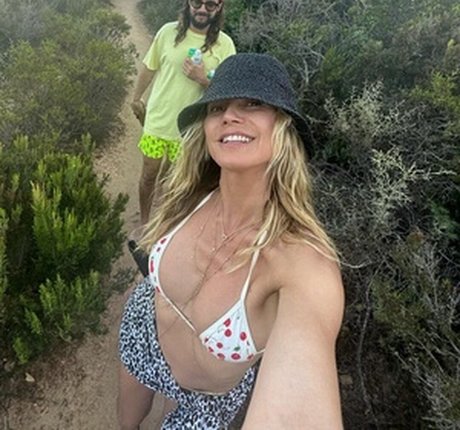 Heidi Klum photo 362