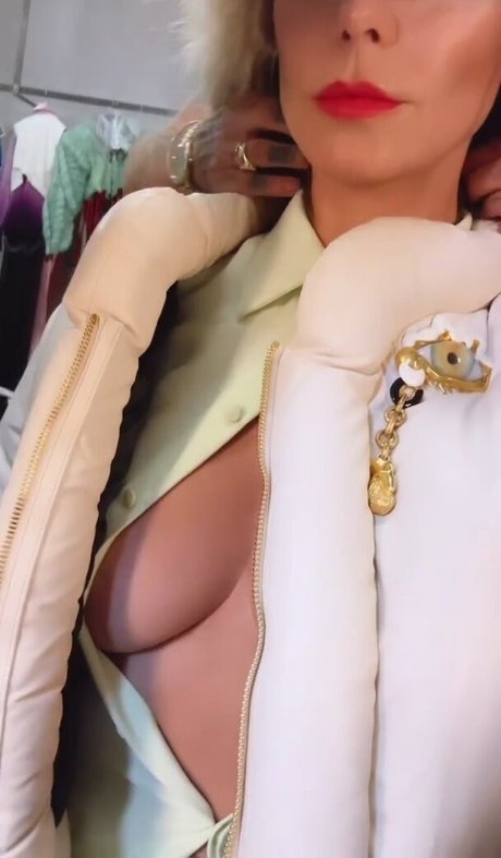 Heidi Klum photo 371