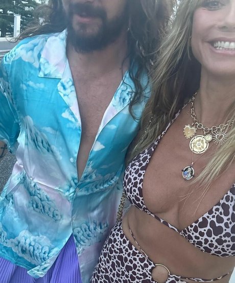 Heidi Klum photo 383