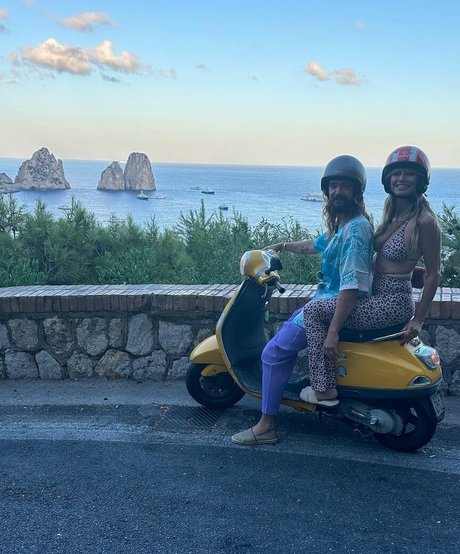 Heidi Klum photo 385