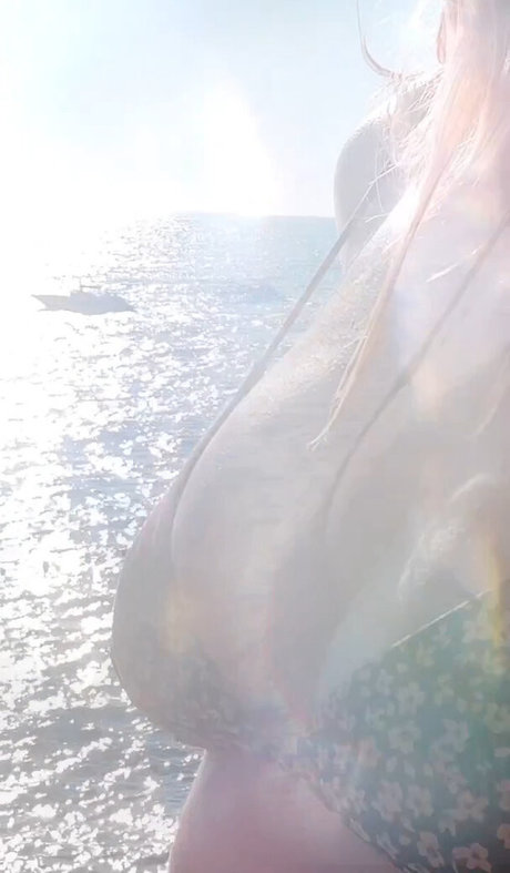 Heidi Klum photo 409