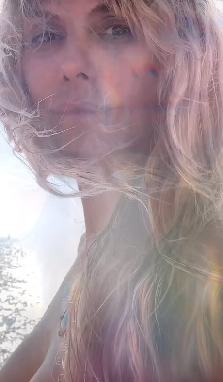 Heidi Klum photo 416