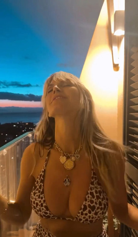 Heidi Klum photo 468