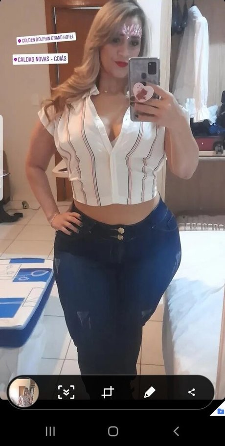 Helen Cristina photo 35