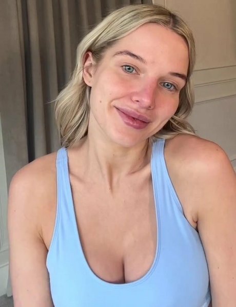 Helen Flanagan photo 49