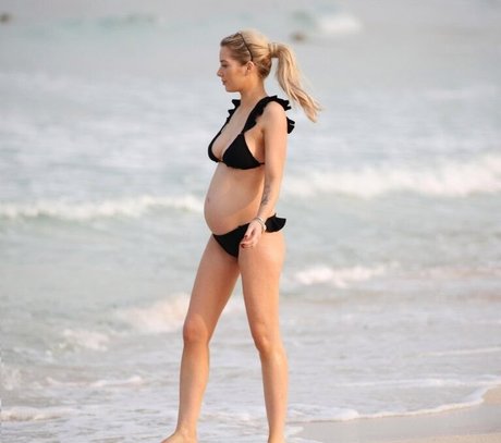 Helen Flanagan photo 167