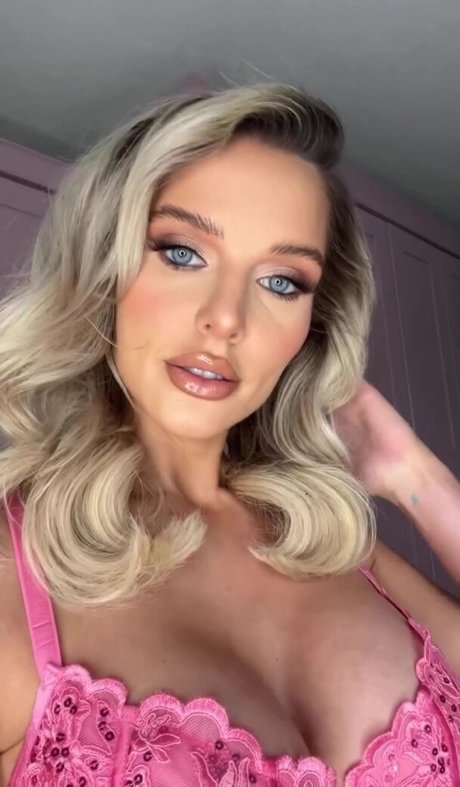 Helen Flanagan photo 217