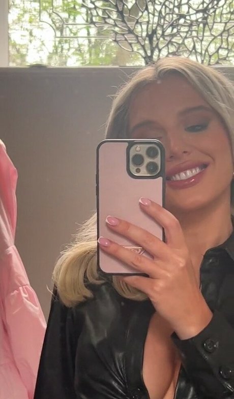 Helen Flanagan photo 286