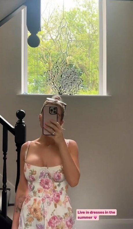 Helen Flanagan photo 406