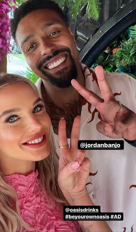 Helen Flanagan photo 457