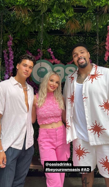 Helen Flanagan photo 458