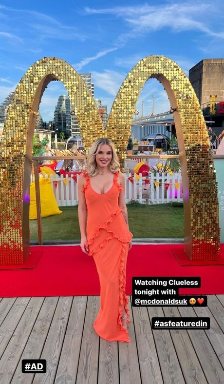 Helen Flanagan photo 531