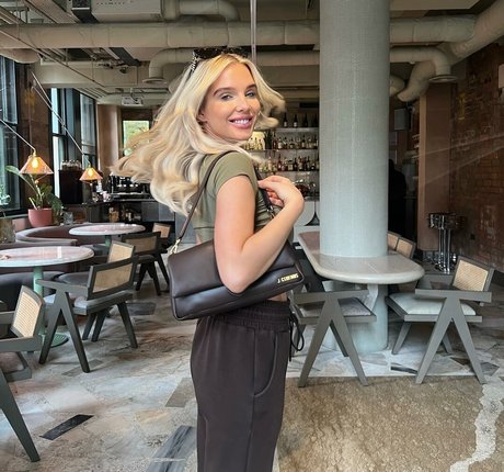 Helen Flanagan photo 554