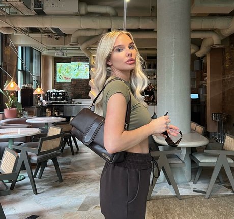 Helen Flanagan photo 556