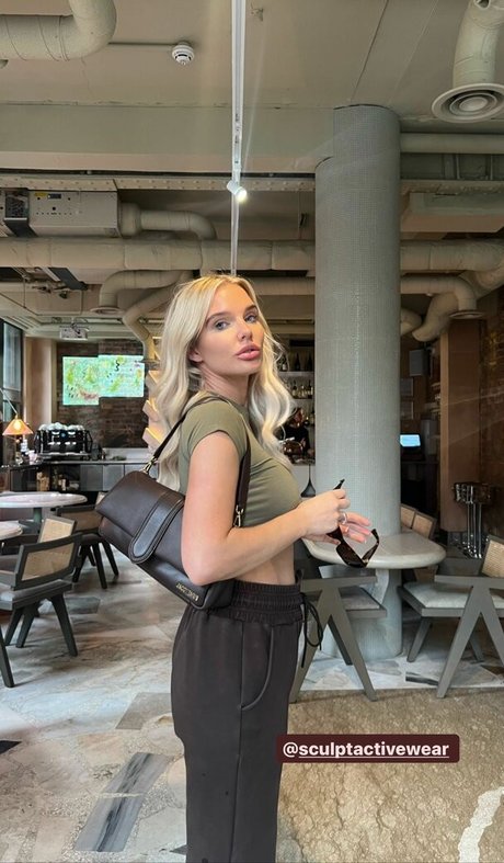 Helen Flanagan photo 563