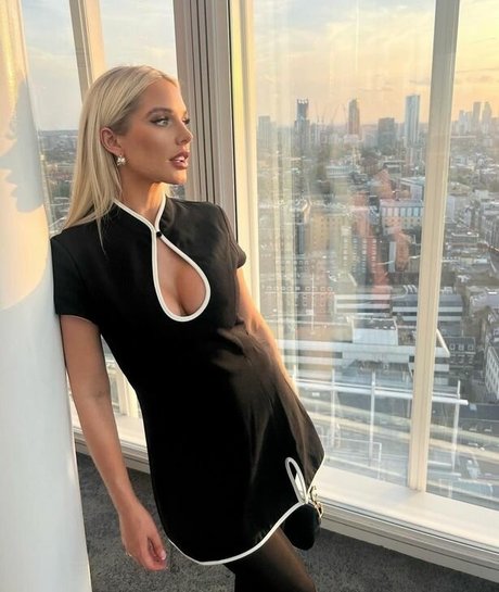 Helen Flanagan photo 571