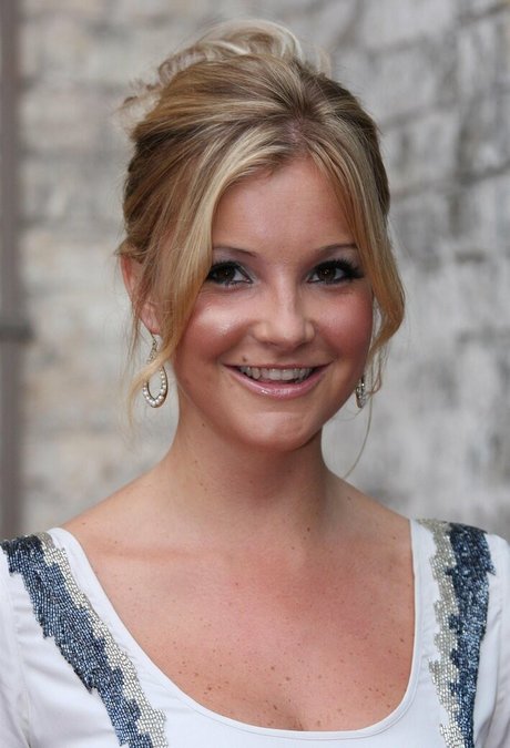Helen Skelton photo 32