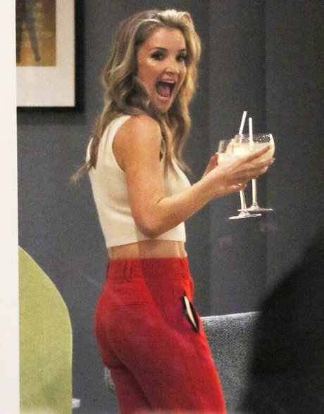 Helen Skelton photo 48