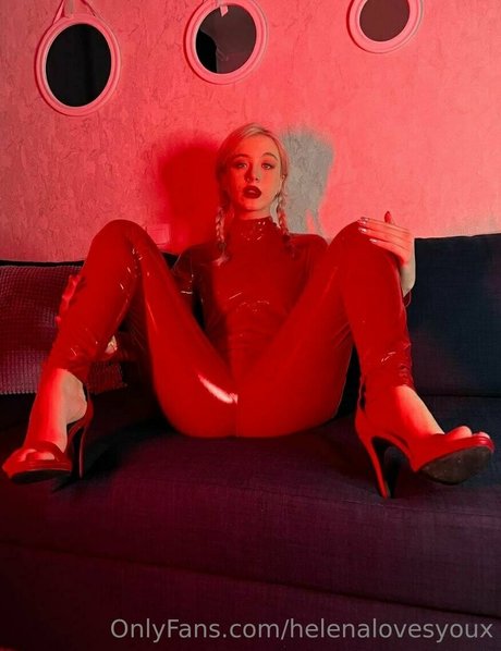 Helenalovesyoux photo 179