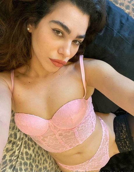 Helenalovesyoux photo 181