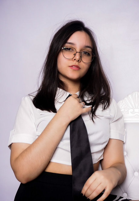 Hellen Duarte photo 3