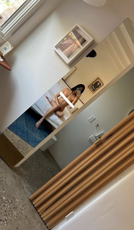 Profile photo of Helloitslynne