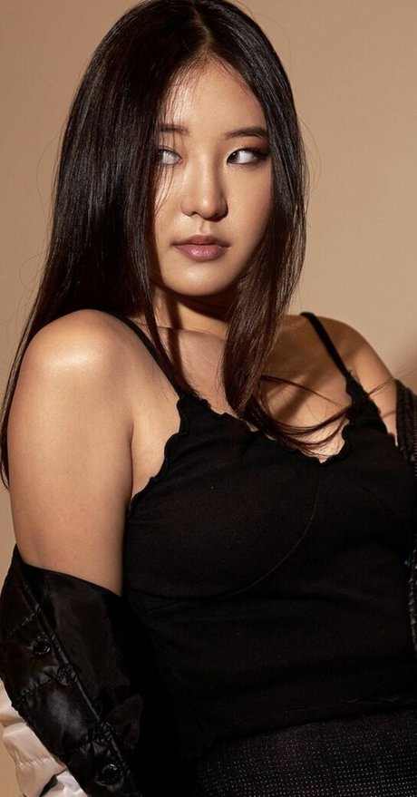 Hellomeganlee photo 6