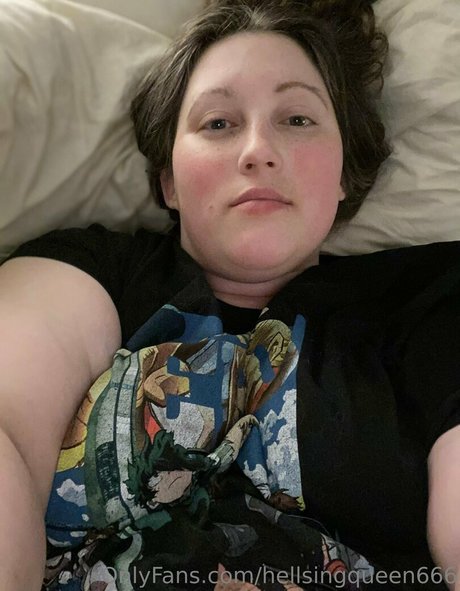 Hellsingqueen666 photo 104