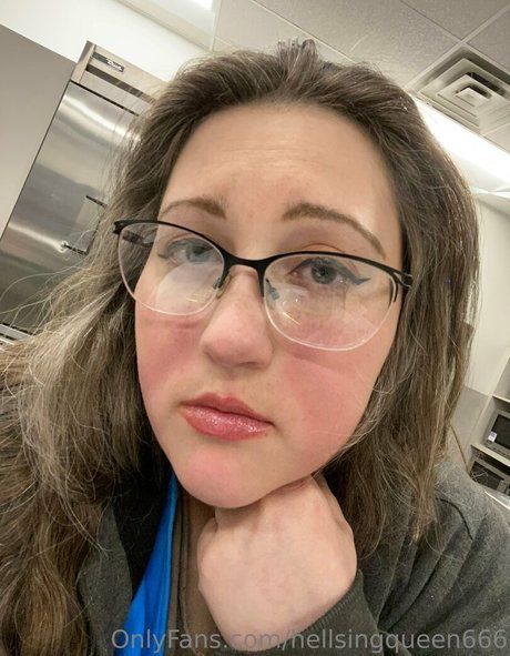 Profile photo of Hellsingqueen666
