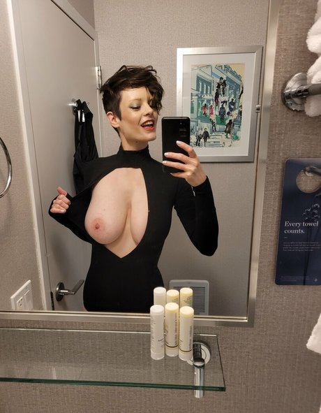 Profile photo of Henna Nueller