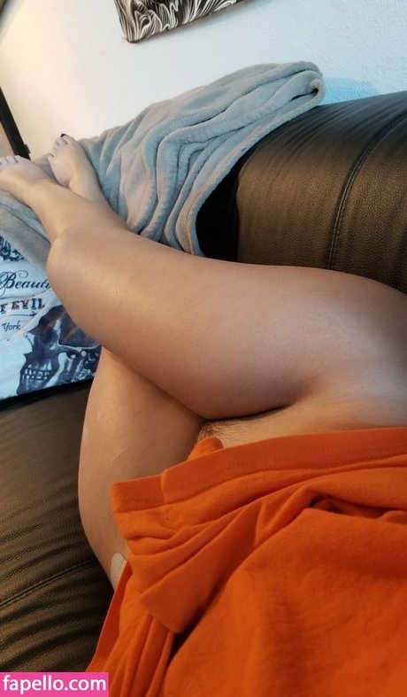 Her.name.is.ak photo 20