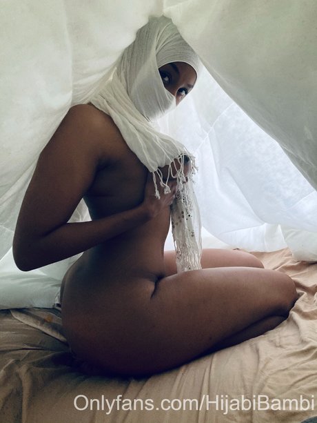 Hijabi Bambi photo 12