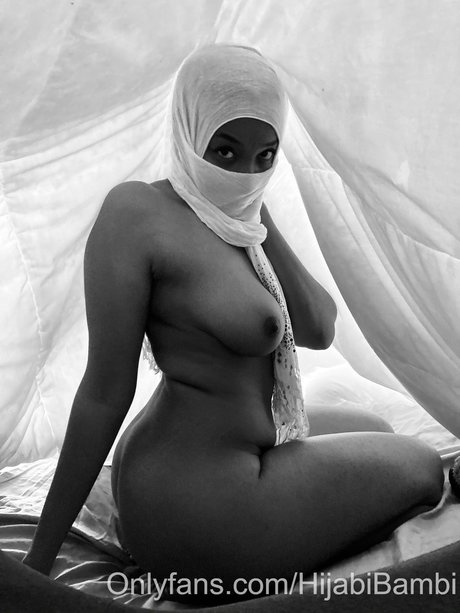 Hijabi Bambi photo 45