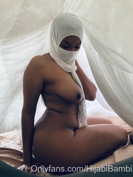 Hijabi Bambi photo 47