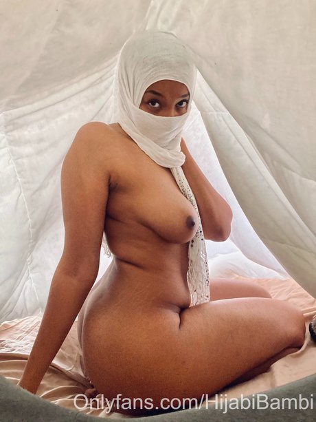 Hijabi Bambi photo 49