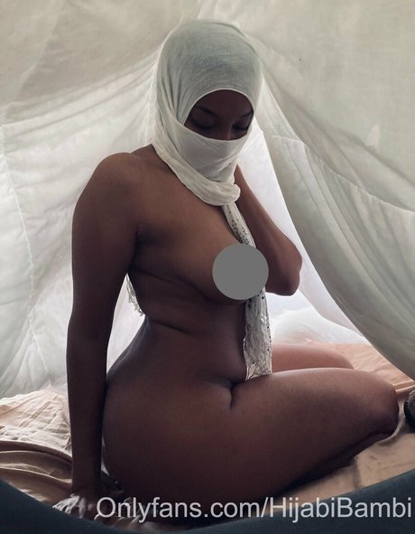 HijabiBambi photo 15
