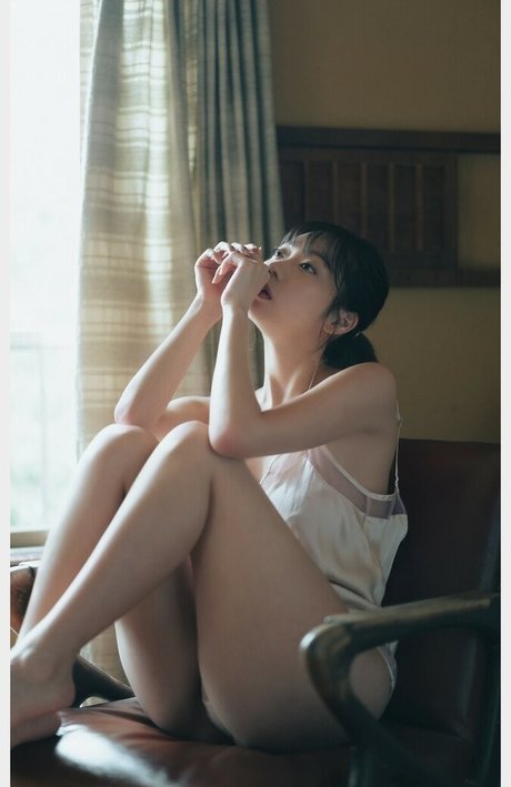 Hikaru Aoyama photo 13