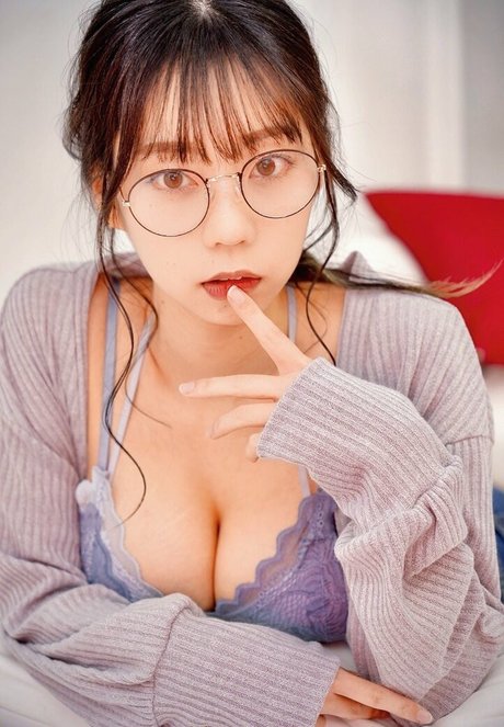 Hikaru Aoyama photo 69