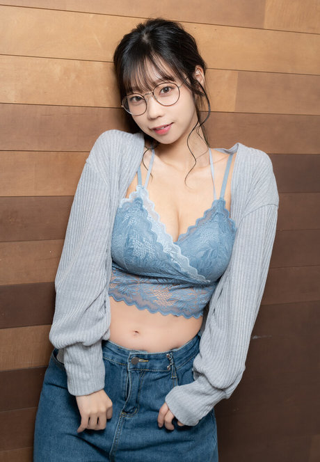 Hikaru Aoyama photo 74